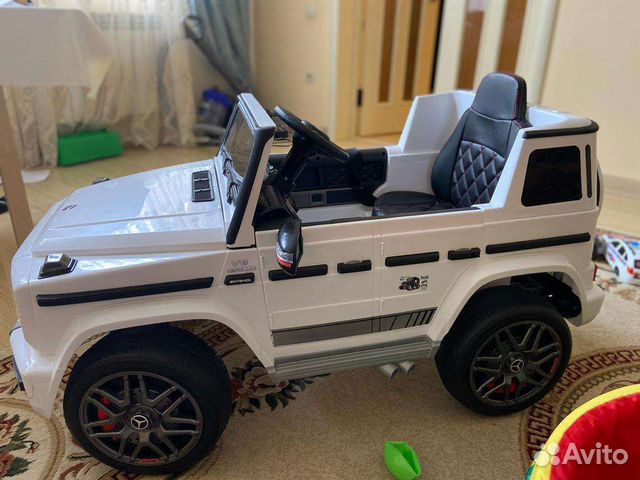 Детский электромобиль mercedes amg