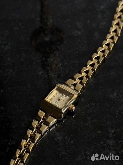 Винтажные часы QQ