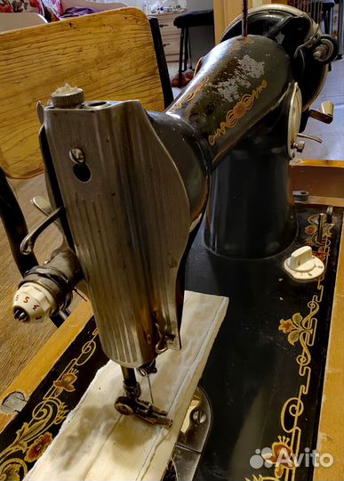 Швейная машинка ручная СССР