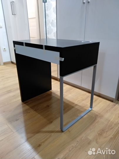 Стол компьютерный IKEA