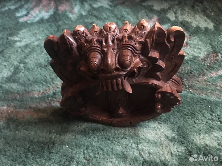 Деревянная пепельница