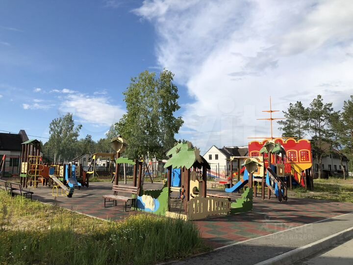 Таунхаус 198 м² на участке 3 сот.