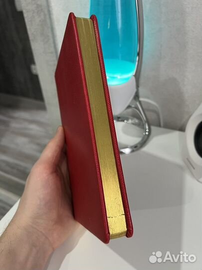 Блокнот ежедневник красный