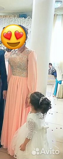 Вечернее платье