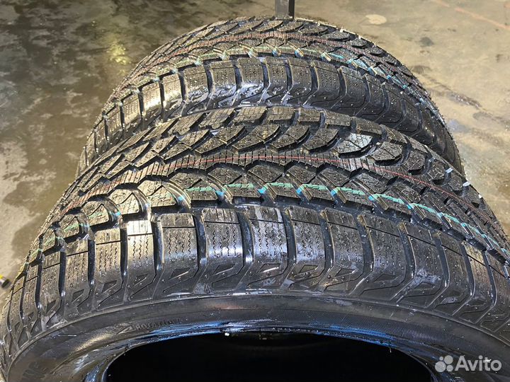 Bridgestone Blizzak LM-80 255/55 R18 109H