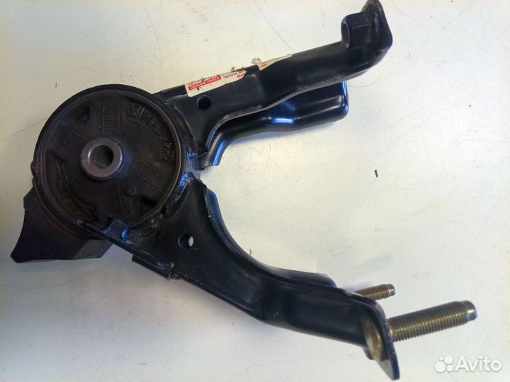 Опора двигателя задняя Toyota Picnic 96-01 3SFE