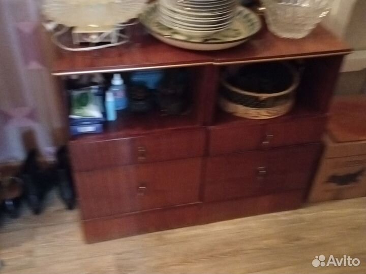 Тумба прикроватная