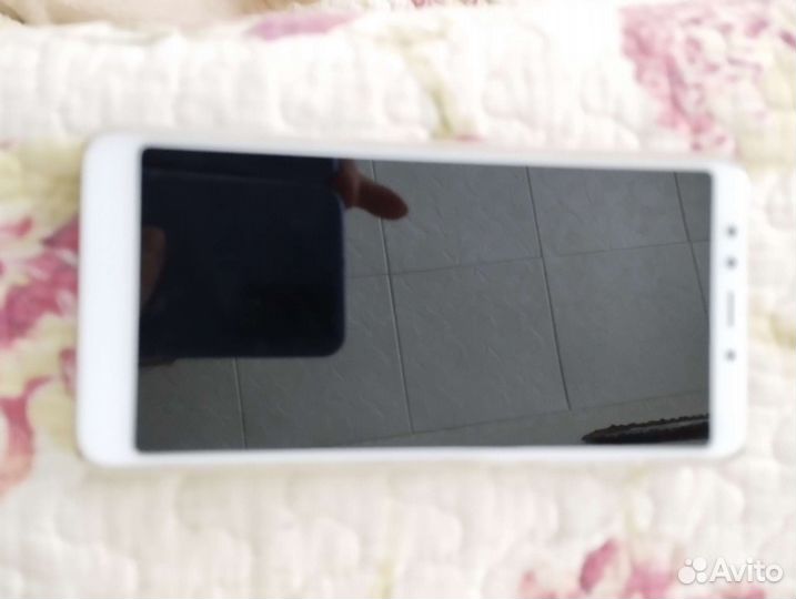 Xiaomi Redmi 5, 3/32 ГБ