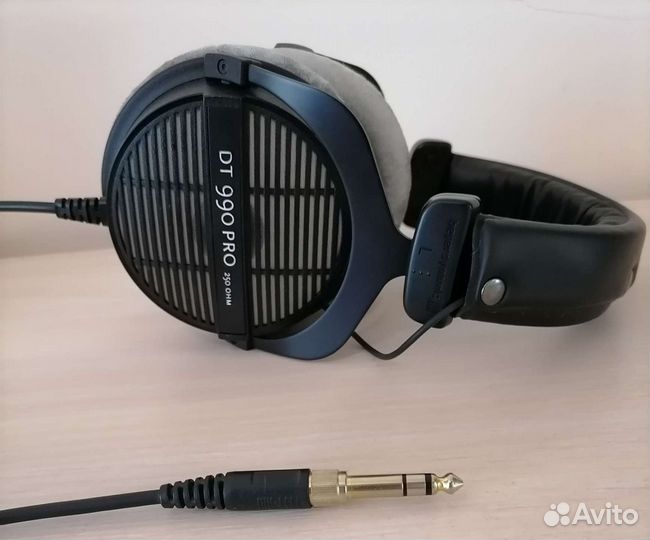 Beyerdynamic DT 990-Pro (250 Ohm)