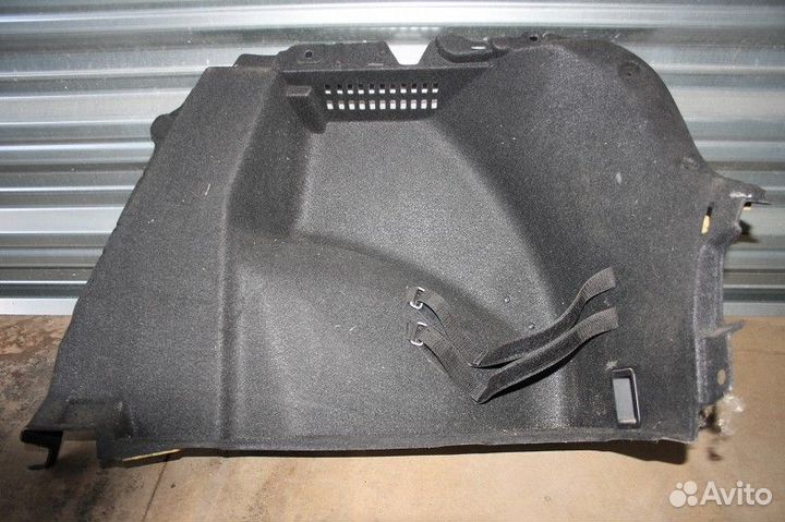 Обшивка багажника (правая) KIA ceed II 2012-2018