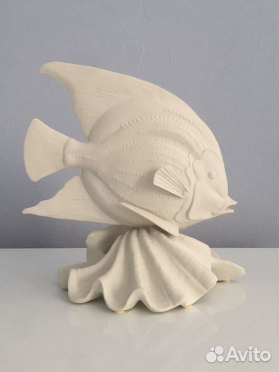 Фарфоровые статуэтки италия Villari