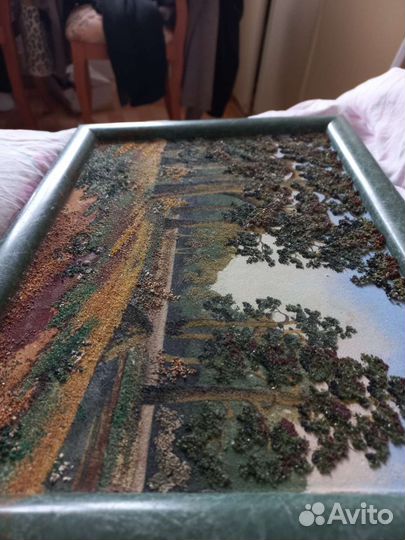 Картина из минералов и малахита