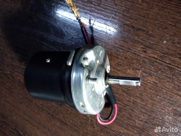 Мотор, омыватель