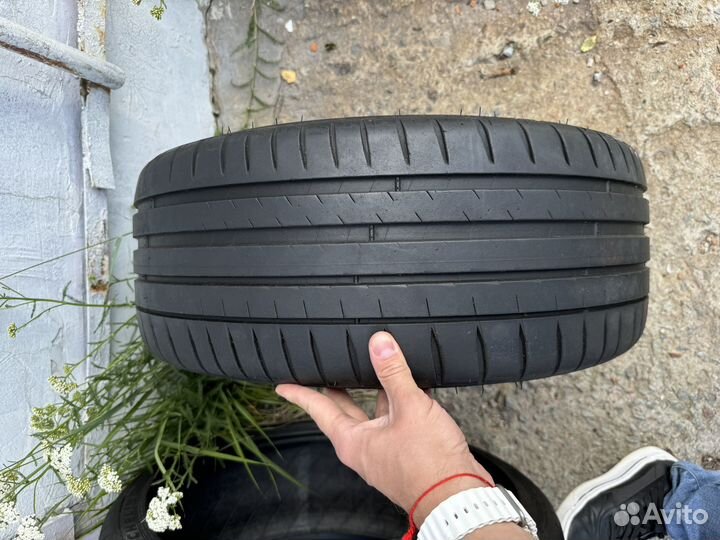 Michelin Pilot Sport 4 225/40 R18 92Y