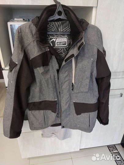 Спортивный костюм