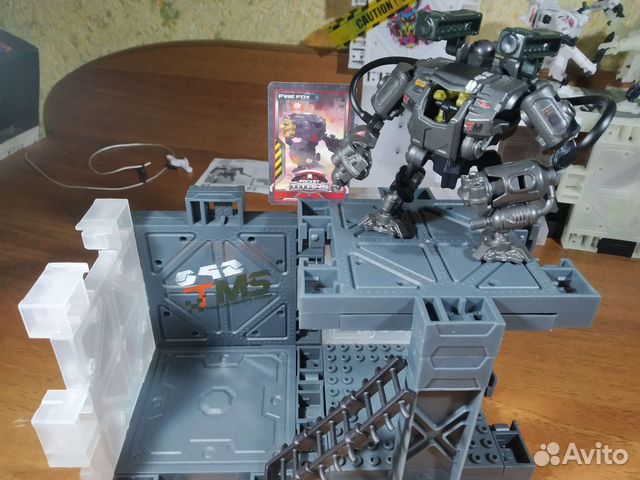 Фигурка меха Pocket Titans 