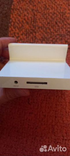 Подставка для iPhone