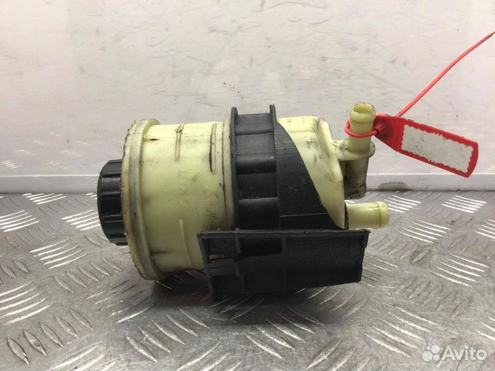 Бачок гидроусилителя Opel Vivaro 7700840252 F9q760