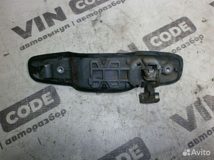 Ручка двери наружная левая Suzuki Grand Vitara