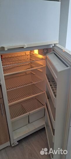 Холодильник атлант бу