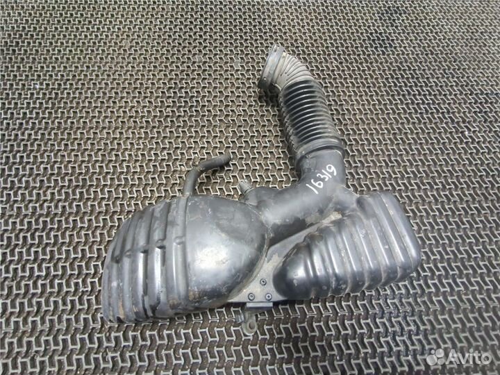 Воздуховод Saturn VUE, 2007