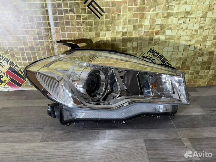 Фара правая на Suzuki SX4 II 16-22 галоген новая