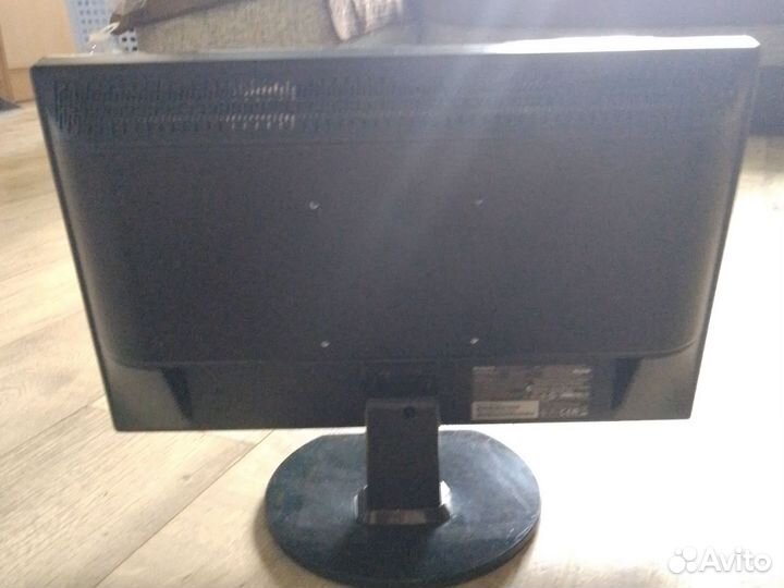 Монитор Philips