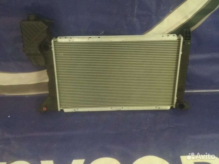 Радиатор охлаждения MB sprinter W 901 902 903