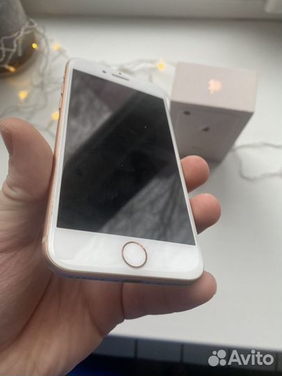 iPhone 8, 64 ГБ