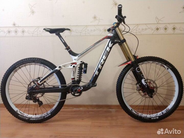 Trek Session 9.9 carbon вес 14,31 пружина и камеры