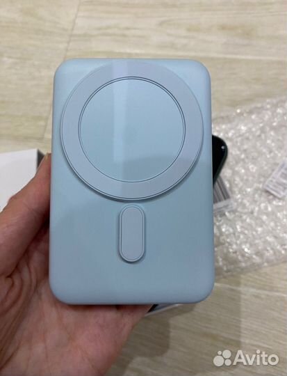 Магнитный повербанк для Айфона 10000 mAh