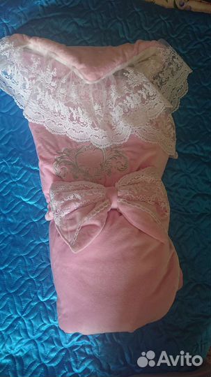 Комплект на выписку для девочки весна