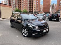 Kia Rio 1.6 AT, 2017, 90 000 км, с пробегом, цена 1 300 000 руб.