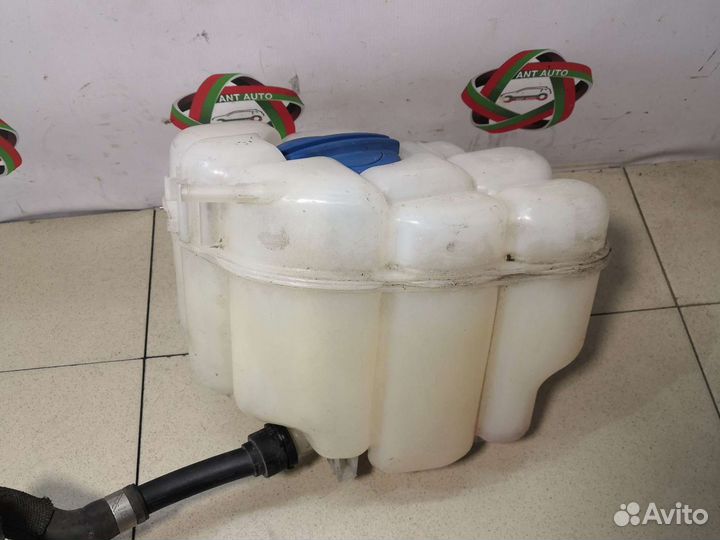 Audi Q5 FY Расширительный бачок