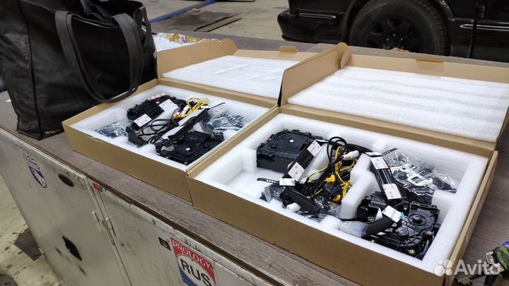 Prado 150 Доводчики дверей штатные H7LX5