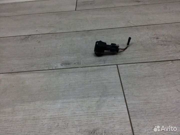 Датчик парктроника Volkswagen Passat универсал