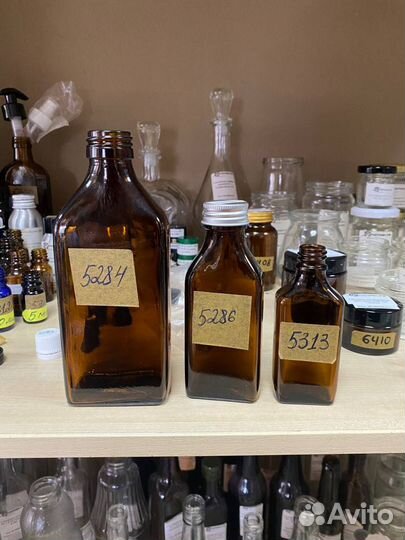 Прямоугольный флакон из коричневого стекла