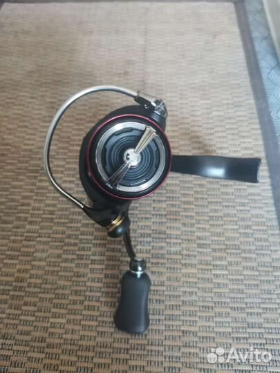 Катушка Daiwa 17 Ballistic LT 1000D-XH