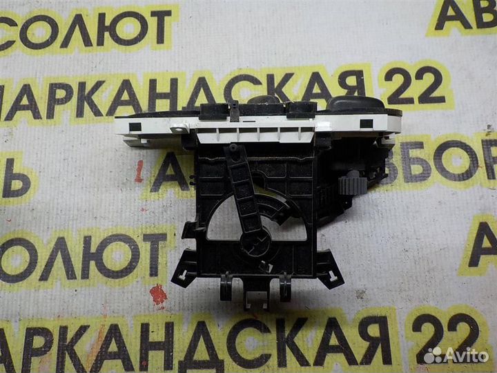 Блок управления печкой Hyundai Getz 2002-2011