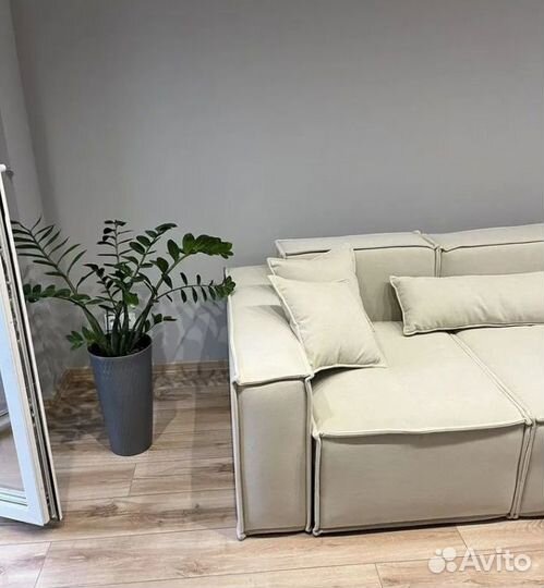 Диван. Диван на заказ. Диван Италия