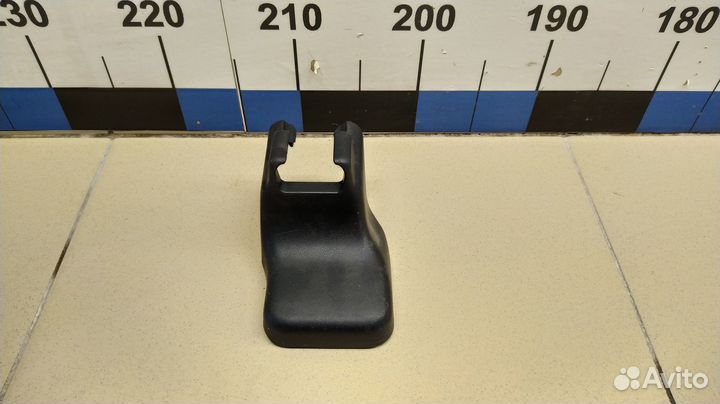 Крышка кронштейна сиденья Land Cruiser (150) -Prad