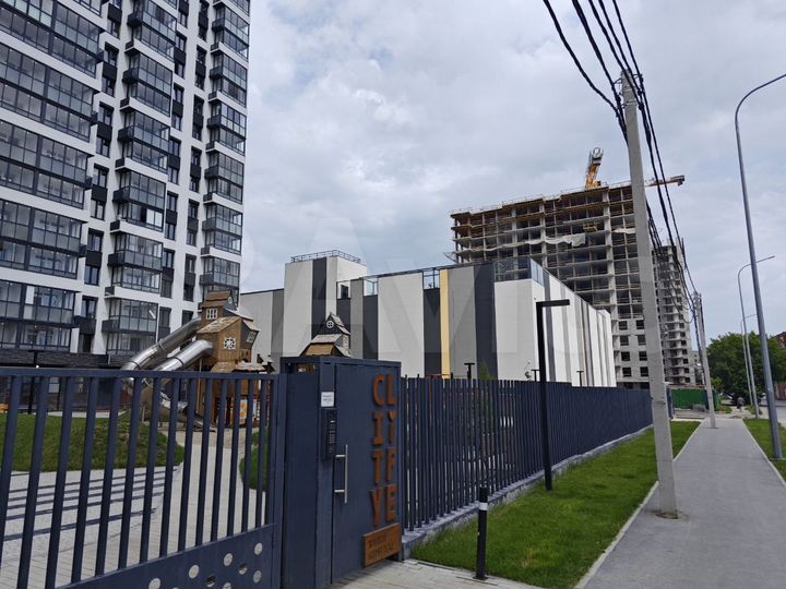 Машиноместо, 14 м²