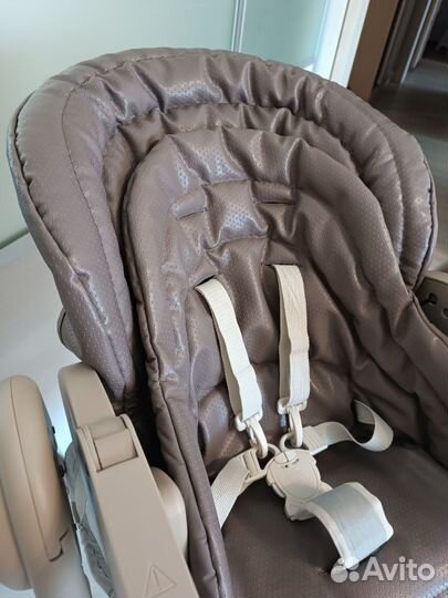 Стульчик для кормления Chicco Polly Magic