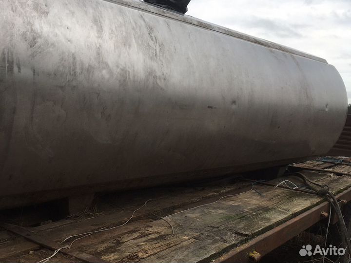 Молочный танк охладитель молока