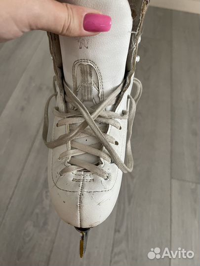 Коньки профессиональные Risport размер 210