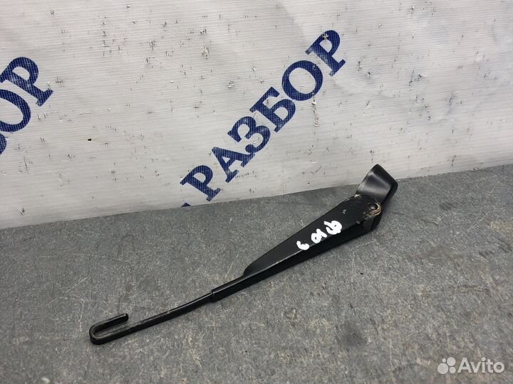 Зад поводок дворника Fusion