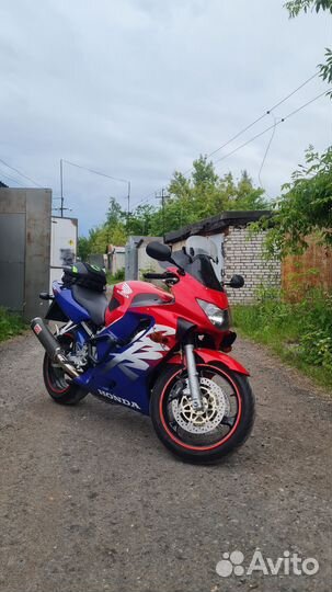 Honda cbr 600 f4