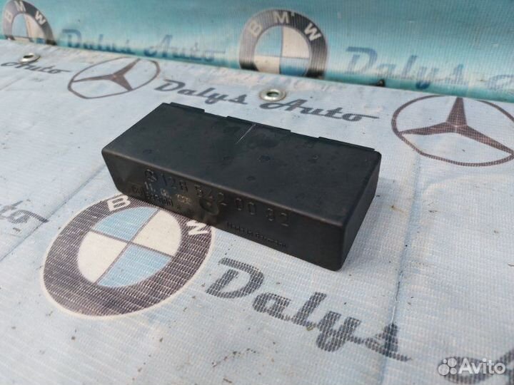 Реле фар Mercedes-Benz W124 102.982 1989