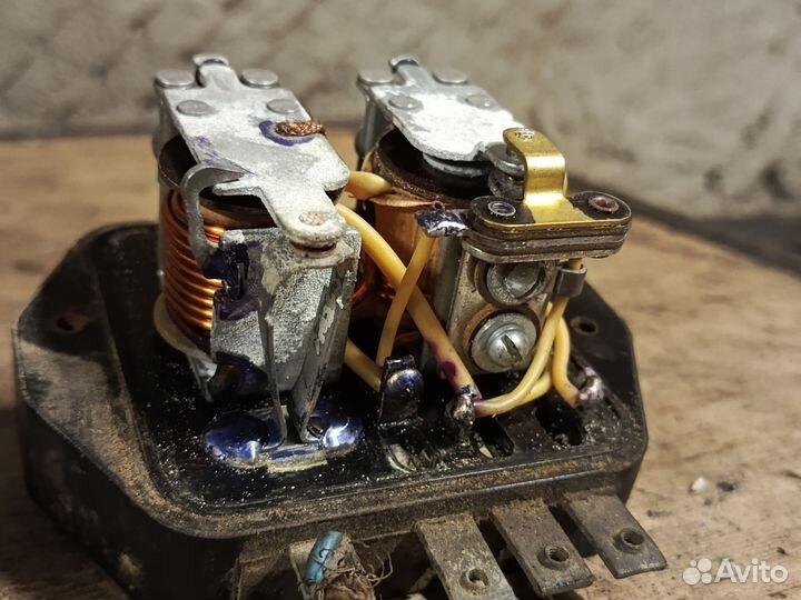 Реле регулятор на мотоцикл иж