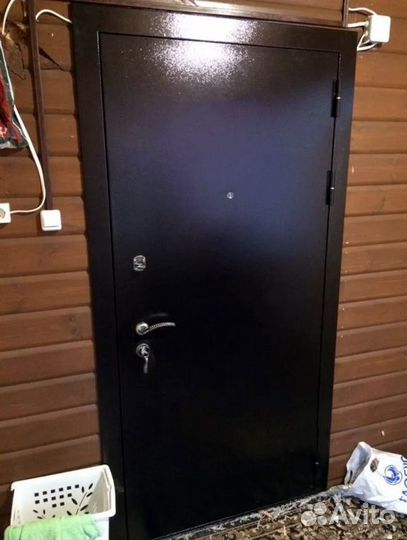 Входная дверь Сотка Премиум